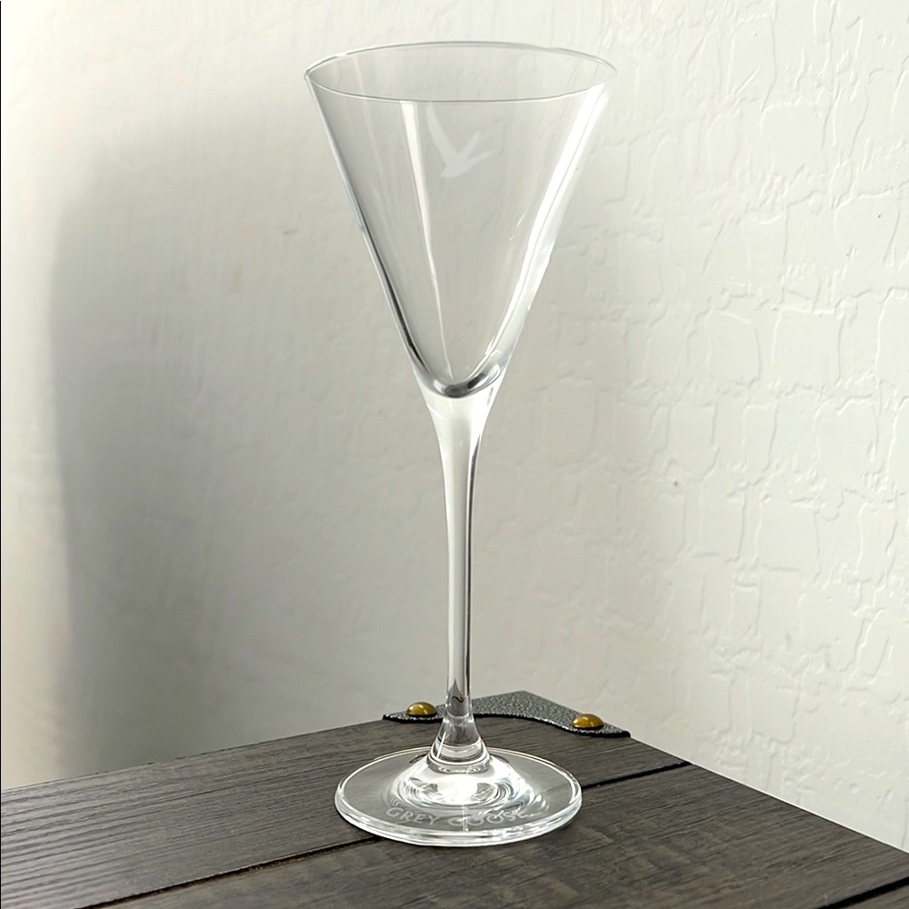 Grey Goose Long Stemmed Vodka Martini Glass Clear 4.5oz ; Etched